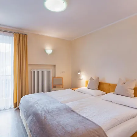 Hotel Nocker 3*
