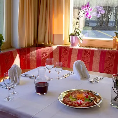 Hotel Nocker Dobbiaco
